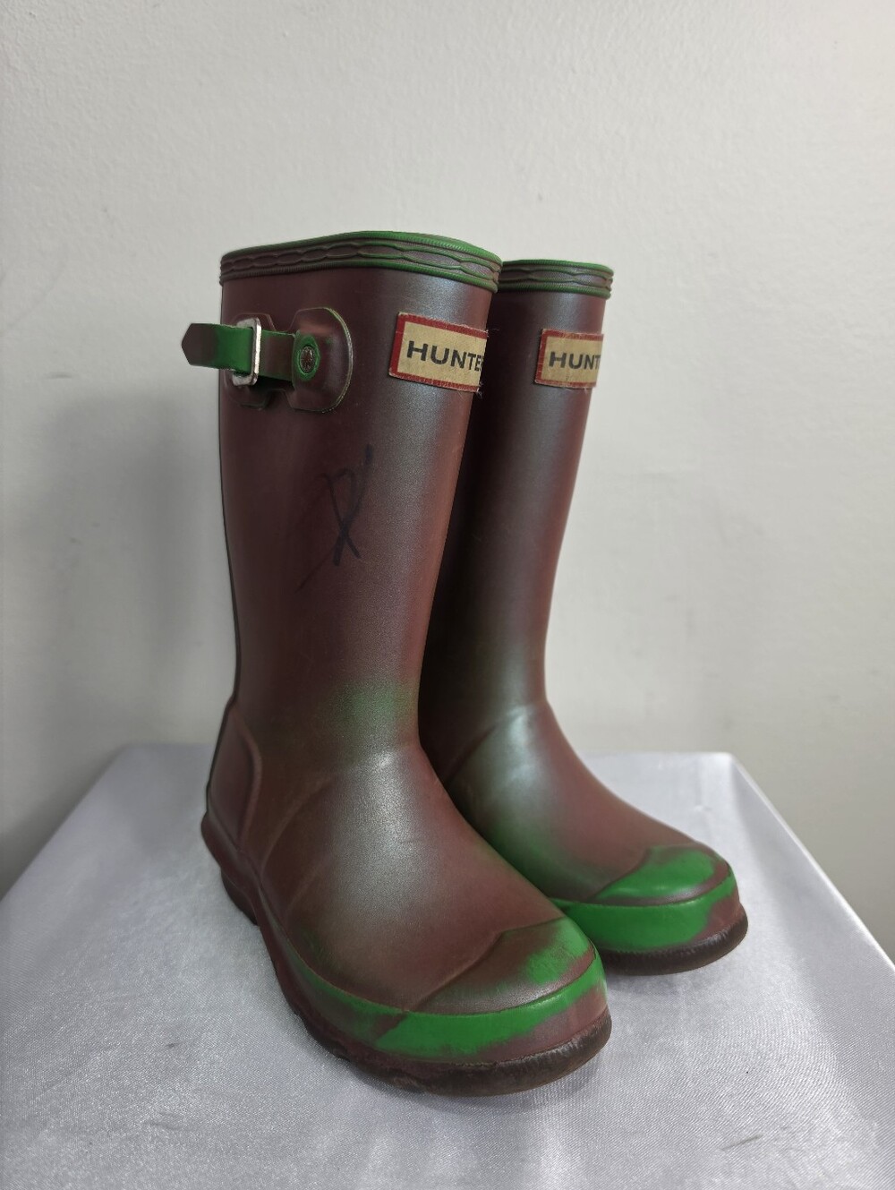 Hunter Kids Green & Burgundy Rain Unisex Boots 11B 12G